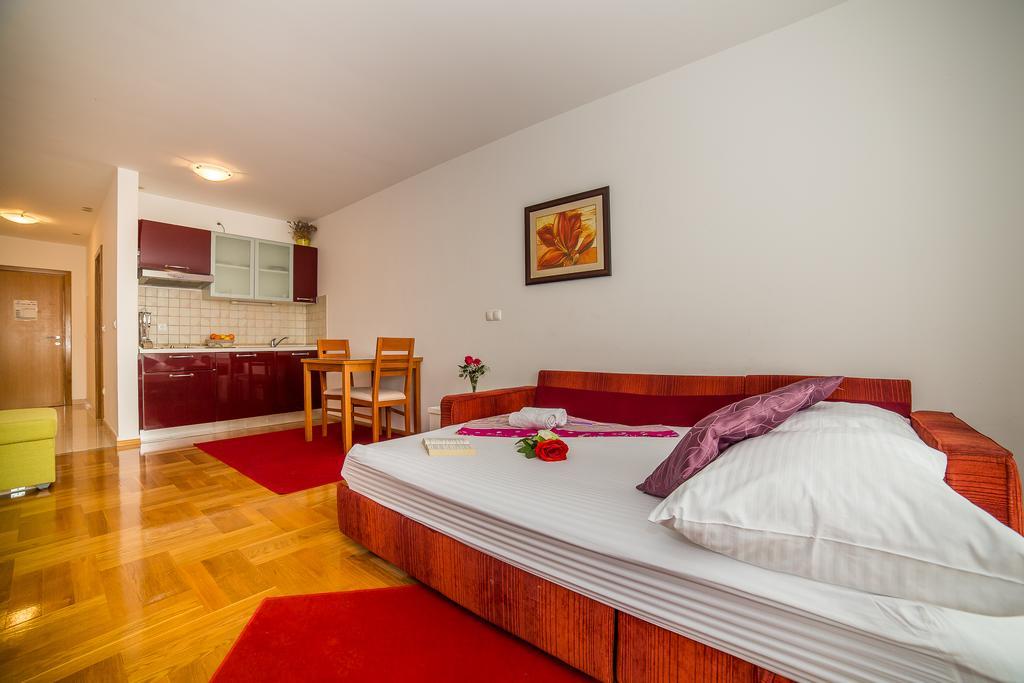 Apartments Kristina Μακάρσκα Εξωτερικό φωτογραφία
